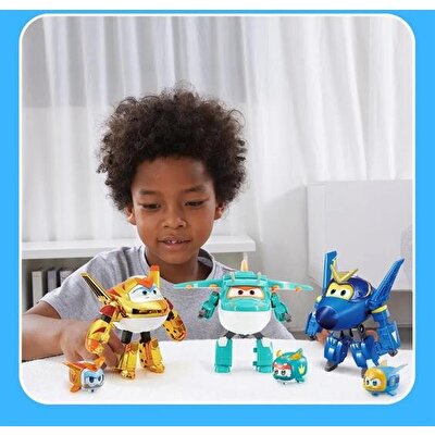 Harika Kanatlar Dönüşen Jerome ve Mini Figür Oyun Seti