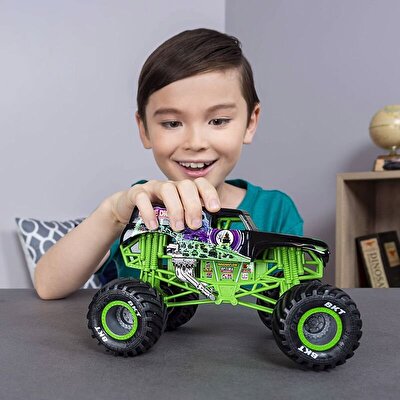 Monster Jam 1:24 Grave Digger