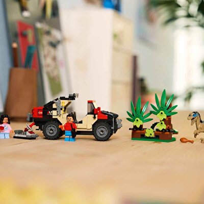 LEGO Jurassic World Raptor Arazi Kaçışı 76972