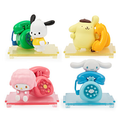 Hello Kitty Telefonda Sürpriz Figür