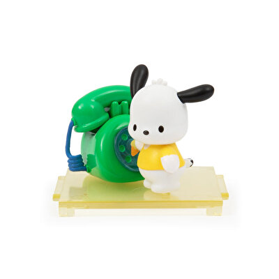 Hello Kitty Telefonda Sürpriz Figür