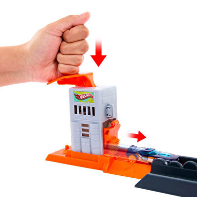 Hot Wheels City Gorilla Slam Attack Oyun Seti JHL92