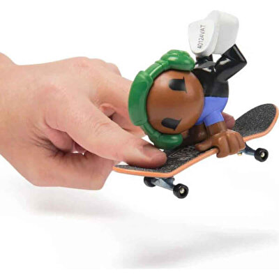 Tech Deck SK8 Crew Figürlü Parmak Kaykayı 1