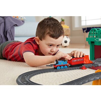 Thomas ve Arkadaşları Knapford İstasyonu GHK74