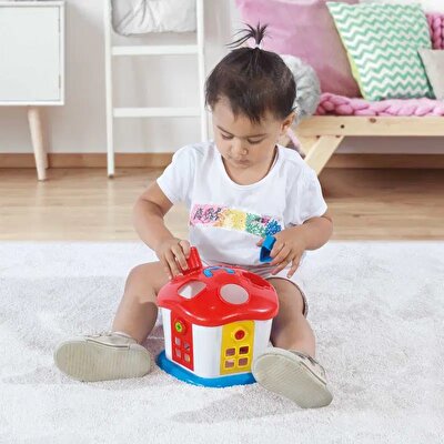 Sevimli Bul-Tak Ev Kilitli Kapı