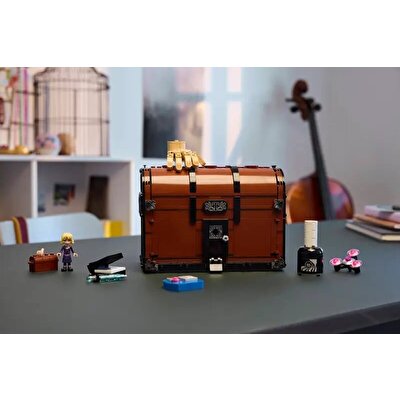 Lego Wednesday Thing's Apartment 76785