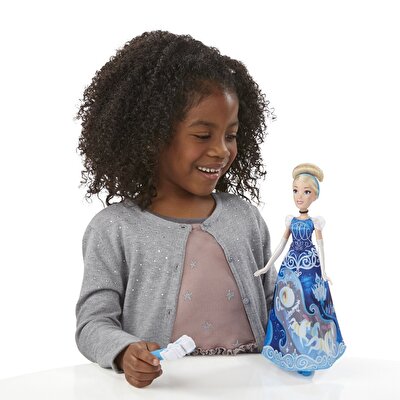Disney Prenses Sihirli Elbiseler