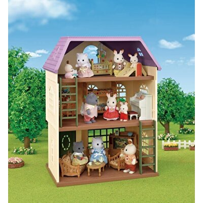 Sylvanian Families Wisteria Teraslı Ev Gift Seti