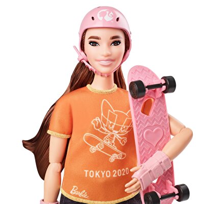 Barbie Olimpiyat Bebekleri Skateboarding GJL78