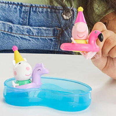 Peppa Pig Peppa'nın Anıları Oyun Seti Havuz Parti F9511
