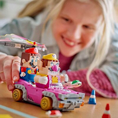 LEGO Super Mario: Mario Kart Wario ve King Boo 72038