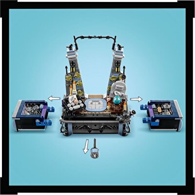 LEGO Wednesday Addams Figürü 76780