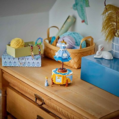 LEGO Disney Princess Sindirella'nın Elbisesi 43266