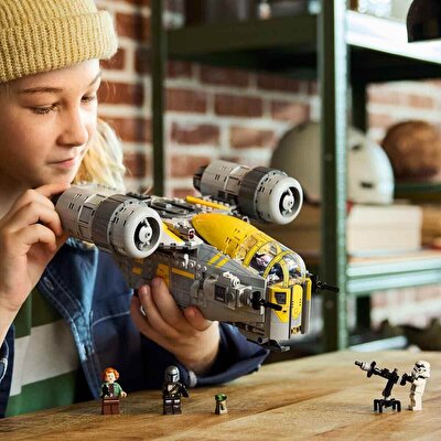 LEGO Star Wars: Mandalorian ve Grogu Razor Crest 75447