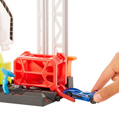 Hot Wheels Tekerlekli Yarış Dünyası Oyun Seti Roket Temalı GTT75