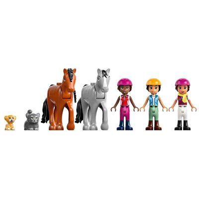 LEGO Friends At Ahırı ve Binicilik Akademisi 42688