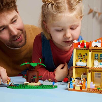 LEGO Bluey: Bluey’nin Aile Evi 11203