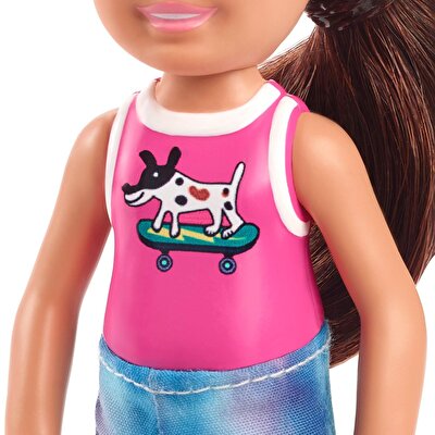 Barbie Aksesuarlı Chelsea Bebekler Köpek Desenli Tişörtlü GXT40