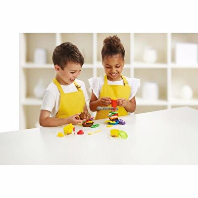 Play Doh Mutfak Atölyesi Hamburger ve Patates Kızartması Seti E5472