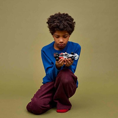 LEGO Speed Champions Audi Revolut F1 Team R26 Yarış Arabası 77259