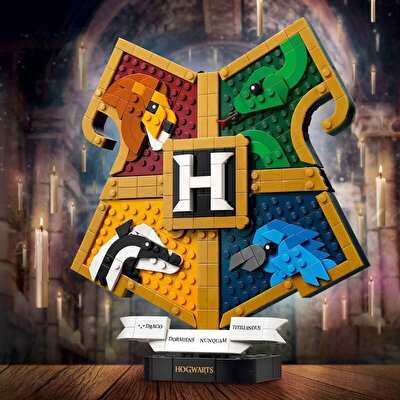 LEGO Harry Potter Hogwarts Bina Arması 76462