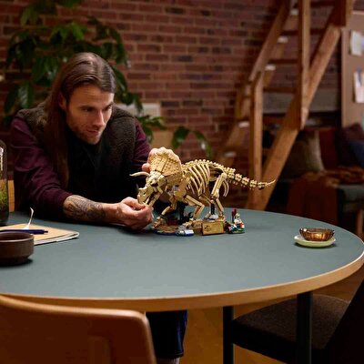 LEGO Jurassic World Dinozor Fosilleri: Triceratops 77985
