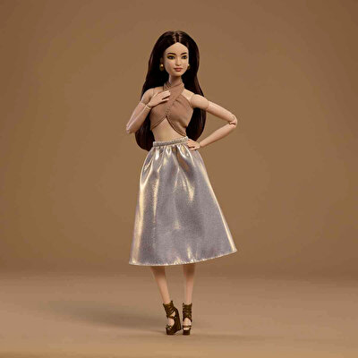 Barbie Signature Barbie Basics İkonik Koleksiyon Bebeği JJX25