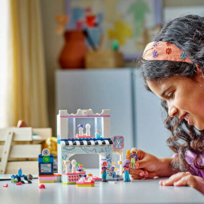 LEGO Friends Kuaför ve Aksesuar Mağazası 42662