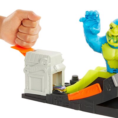 Hot Wheels Yaratık Macerası Oyun Seti Serisi Zehirli Goril Saldırısı GTT66