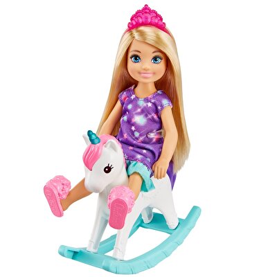 Barbie Dreamtopia Chelsea ve Eğlenceli Dünyası Oyun Seti Pijama Partisi GTF50