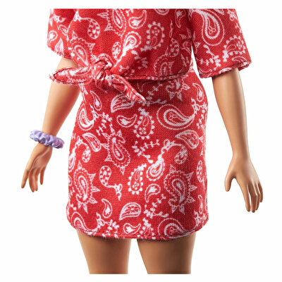 Barbie Büyüleyici Parti Bebekleri Pembe Saçlı GHW65