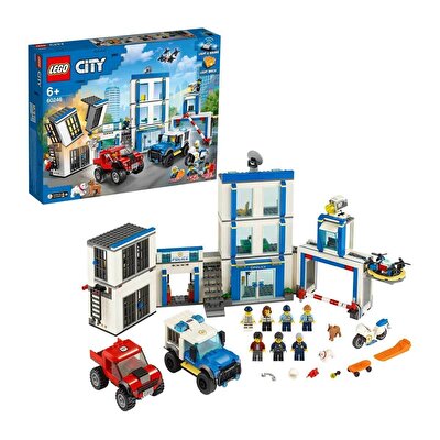 LEGO City Polis Merkezi 60246