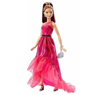 Barbie Büyüleyici Pembe Elbisesi