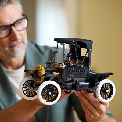 LEGO Icons Ford Model T 11376