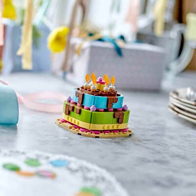 LEGO Iconic Doğum Günü Pastası 40815