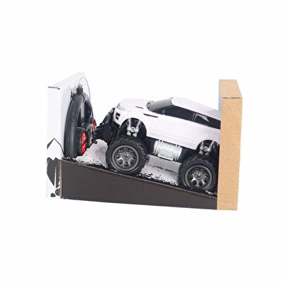 1:20 Yarışçı Jeep Beyaz