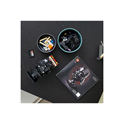 LEGO Star Wars Darth Vader Kaskı 75304
