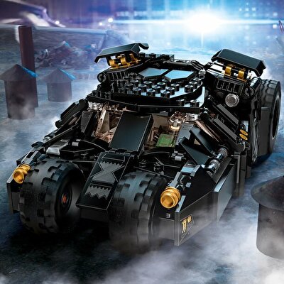 LEGO Batmobile Tumbler: Scarecrow Karşılaşması 76239