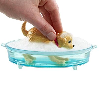 Barbie ve Köpekçik Banyo Keyfi