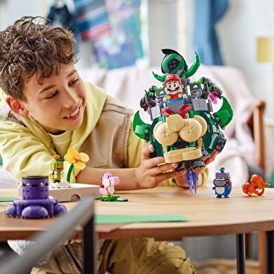 LEGO Super Mario Prince Florian ve Castle Bowser 72042