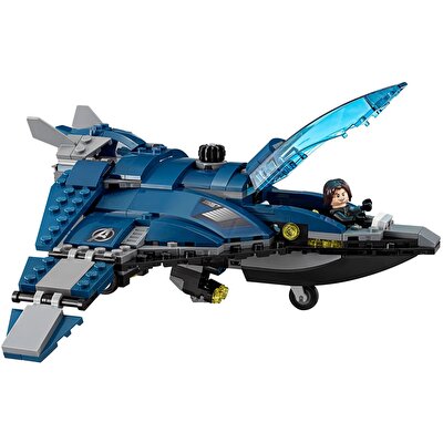 LEGO® Super Hero Captain America Airport Battle