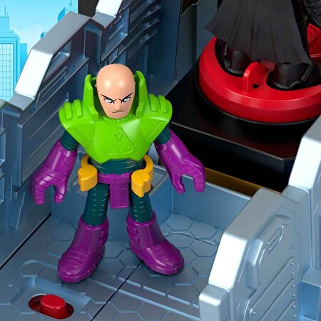 Fisher Price Imaginext DC Super Friends Dönüşebilen Bat-Tank HVY04