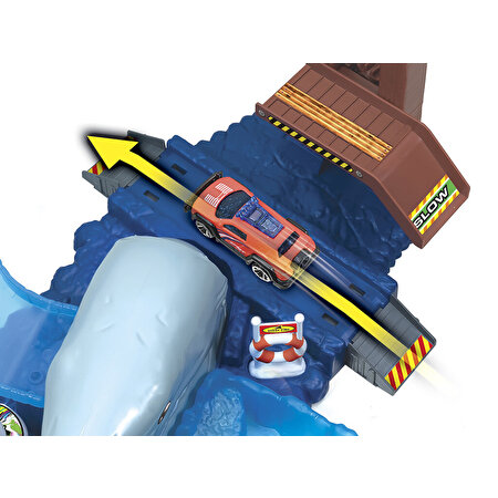 Express Wheels Renk Değiştiren Arabalı Köpekbalığı Saldırısı Oyun Seti