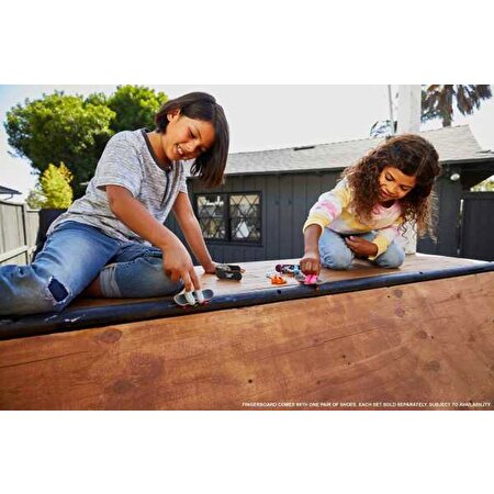 Hot Wheels Skate Parmak Kaykay ve Ayakkabı Paketleri Skeletos HVJ76