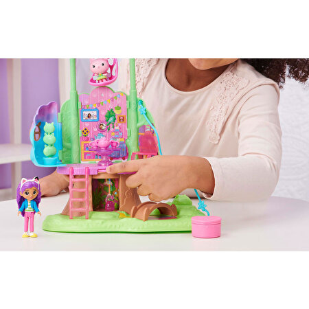 Gabby's Dollhouse Kitty Fairy’nin Ağaç Evi