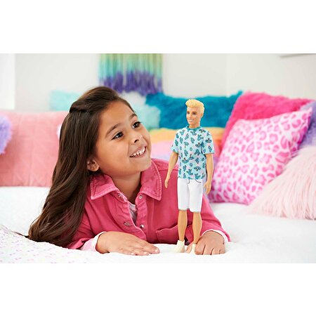 Barbie Yakışıklı Ken Bebekler Kaktüs Desen Tişörtlü HJT10