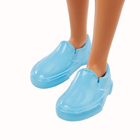 Barbie Yakışıklı Ken Bebekler Renkli Tişört ve Şort Takımlı GRB90