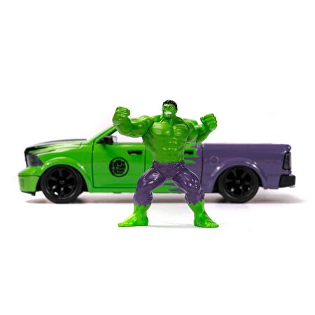 1:24 Marvel Avengers 2014 RAM 1500 Model Araba ve Hulk Figür