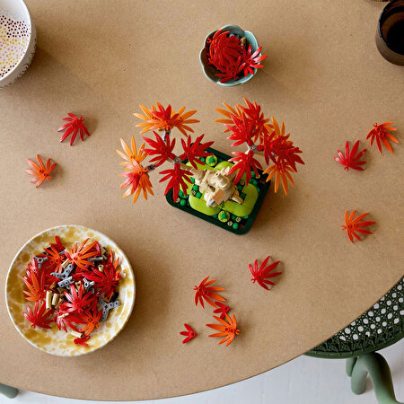 LEGO Botanicals Japon Kırmızı Akçaağaç Bonsai Ağacı 10348