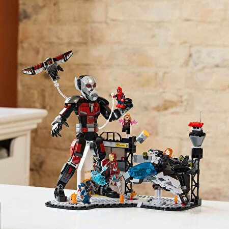 LEGO Marvel Kaptan Amerika: Kahramanların Savaşı Aksiyon Savaşı 76314